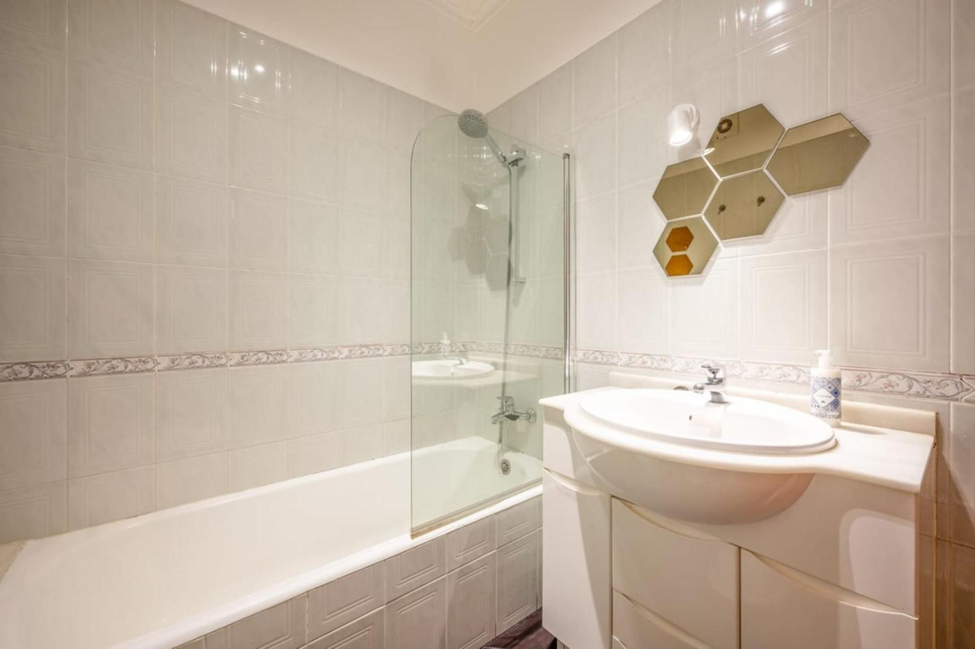 Guestready -Beachside Apt Near Praia De Carcavelos Parede Luaran gambar